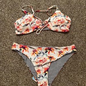 Cupshe Reverse-able Swim Suit NWT